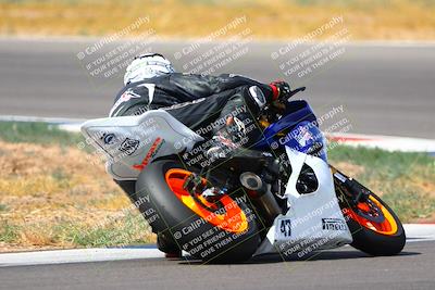 media/Apr-30-2023-CRA (Sun) [[020fcf5d43]]/Race 11-600 Expert Superbike/